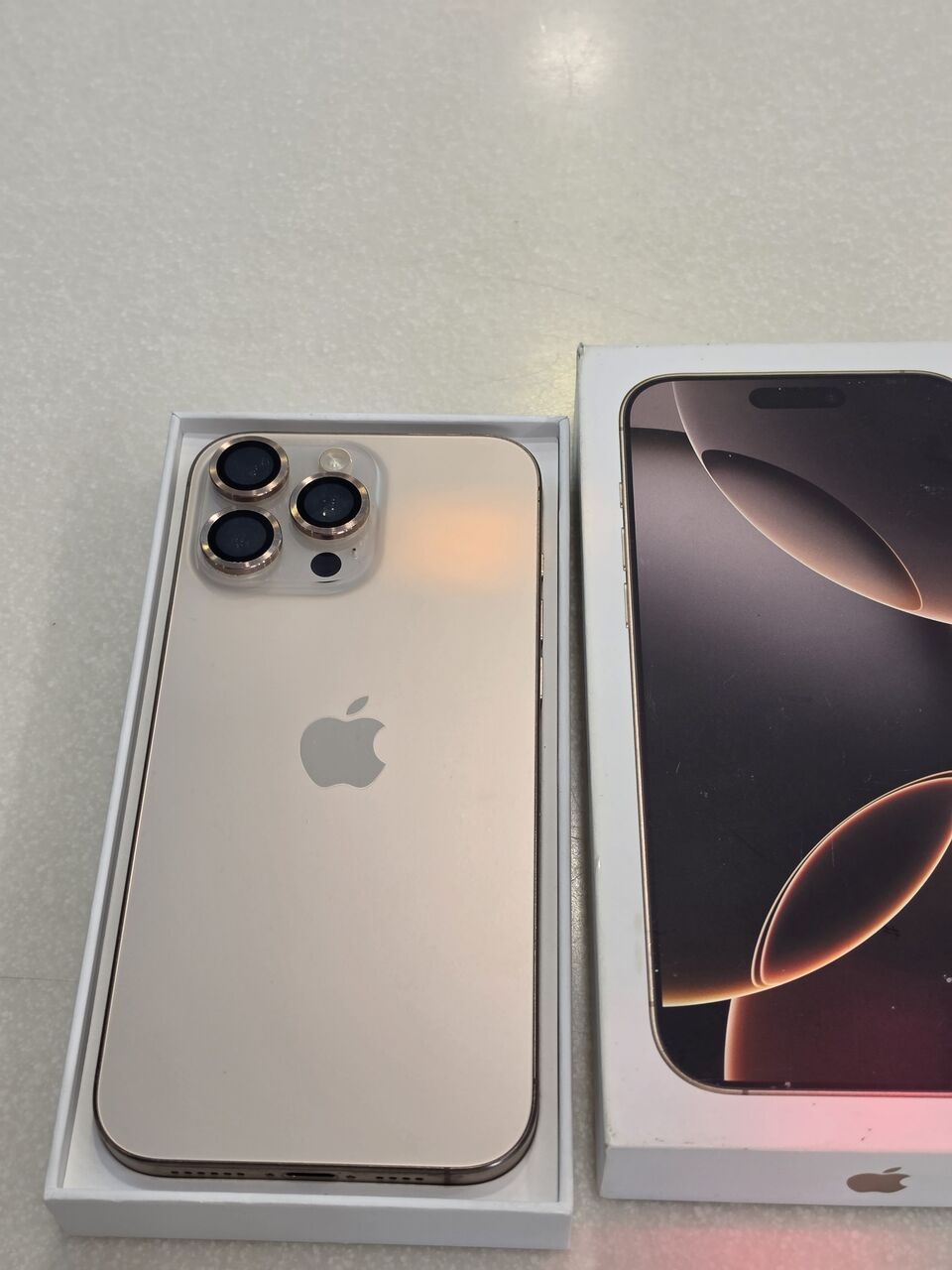 Dammam, Mobile Phones, SAR 3000,  IPhone 16 Pro Max Some Scratches