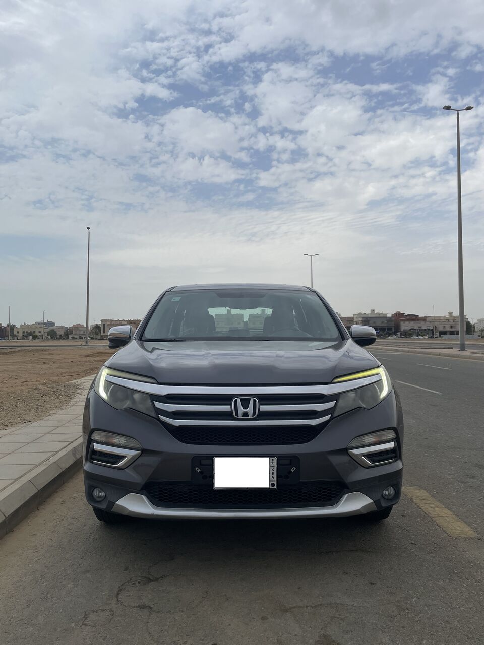 Jeddah, Vehicles, Cars & Trucks , SAR 70,  Honda Pilot Elite AWD,  2017,  Automatic,  225000 KM,