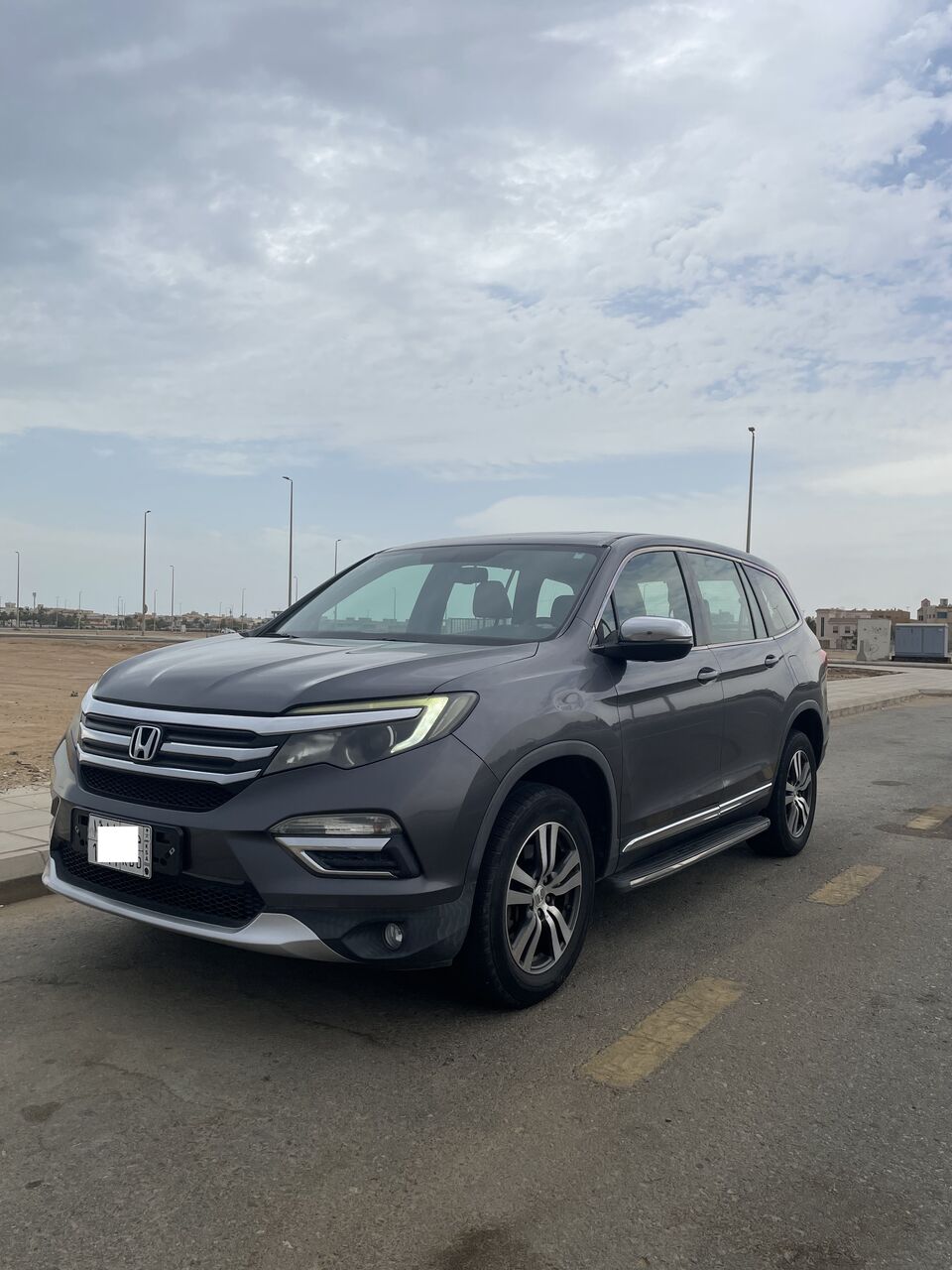 Jeddah, Vehicles, Cars & Trucks , SAR 70,  Honda Pilot Elite AWD,  2017,  Automatic,  225000 KM,
