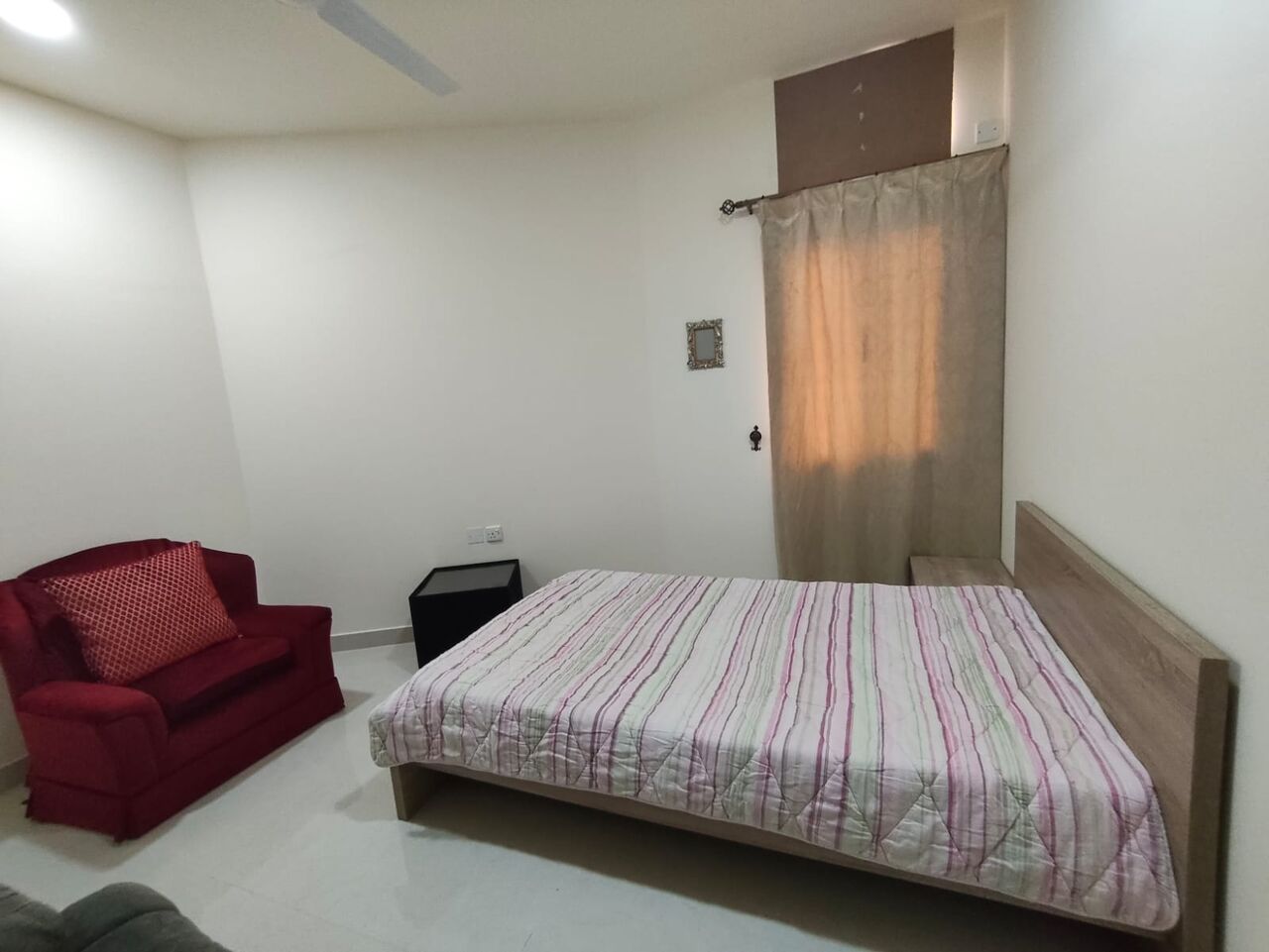 Manama, Apartments, Flats, Houses & Villas, BHD 140/year,  1 BR,  Isatown:- Furnished Studio Flat On Rent With Ewa..