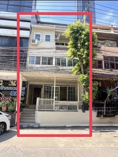 Bangkok, Villas, THB 110000,  29 Sq. Feet,  Home Office For Rent, 4 Floors, 360 Sq M., Next To Thaweemit Road, Rama 9 Soi 7, Near