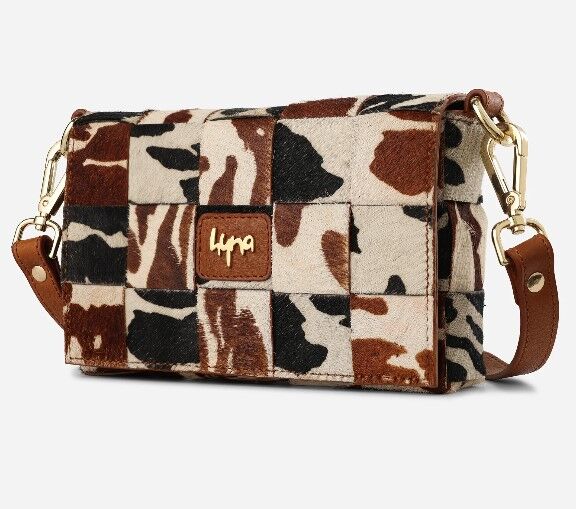 New York, Purses & Wallets, What Makes A Cowhide Crossbody Bag Unique?