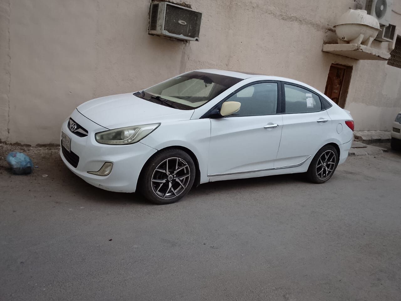 Riyadh, Vehicles, Cars & Trucks , SAR 23000,  Accent 2017,  2017,  Automatic,  250000 KM,  Hyundai Accent 2018