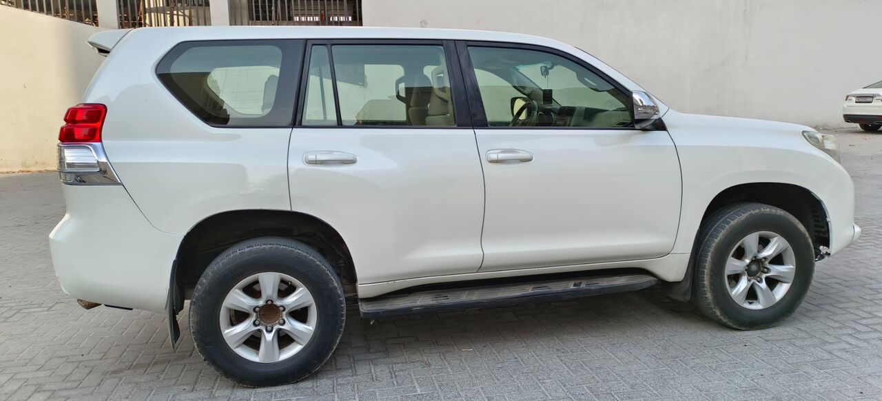 Manama, Vehicles, Cars & Trucks , BHD 100,  Toyota Prado,  2012,  Automatic,  161000 KM,   4CYL  MODEL FOR SALE