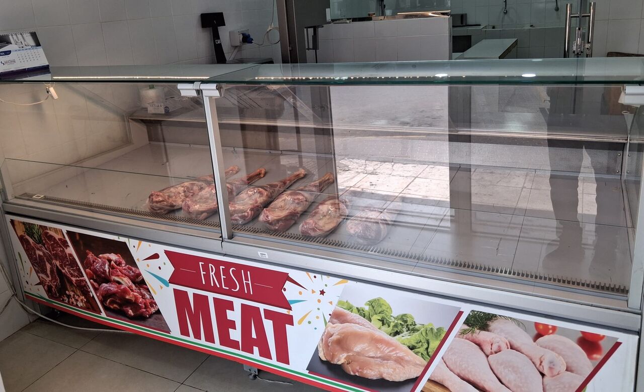 Manama, Appliances, BHD 500,  For Sale Display Fresh  Meat Chiller