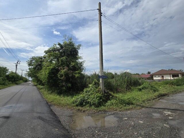 Bangkok, Real Estate For Sale, THB 6900000,  6 BR,  600 Sq. Feet,  Empty Land For Sale Next To The Road On 2 Sides, Lat Krabang, Near Suvarnabhumi, Area