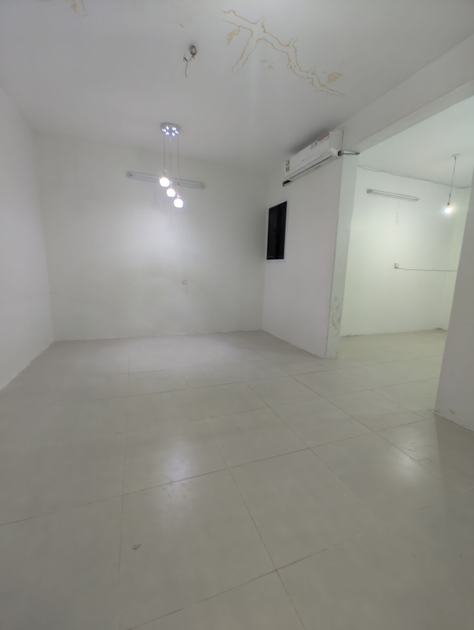 Al Malaz, Apartments, Flats, Houses & Villas, SAR 35000/year,  3 BR,  4BHK Family Apartment Available In Al Malaz Jarir Near Panda