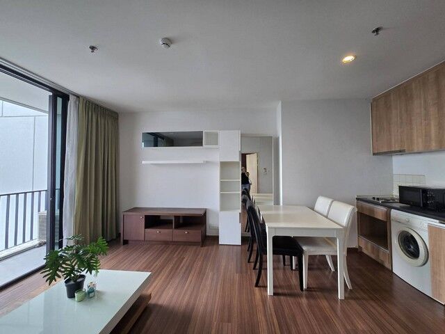 Bangkok, Real Estate For Sale, THB 5300000,  1 BR,  53 Sq. Meter,  Urgent Sale, Luxury Condo The Issara Lat Phrao, 1 Large Bedroom, 53 Sq M, 5 Minutes Walk