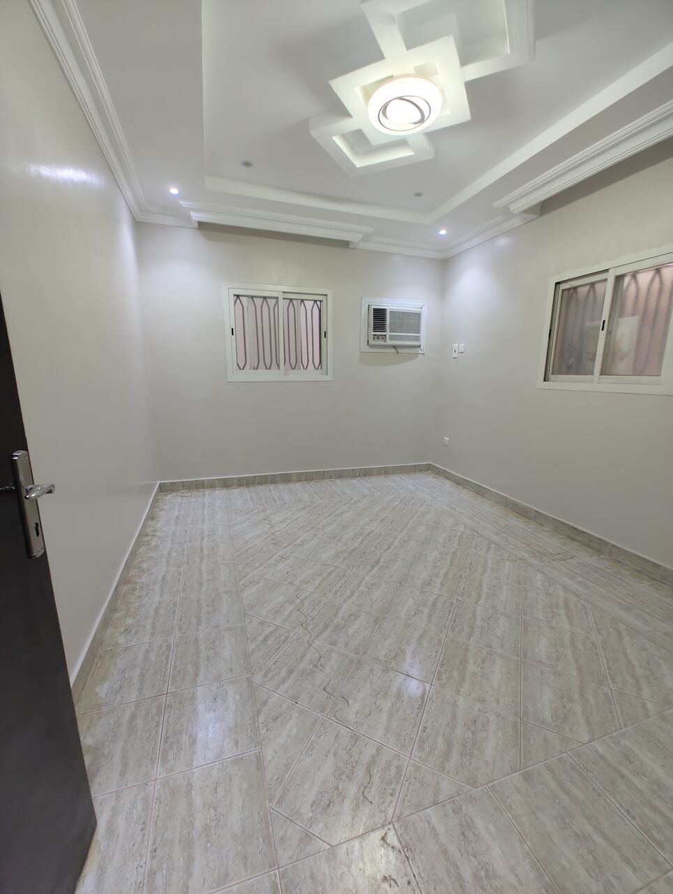 Al Rabwah, Apartments, Flats, Houses & Villas, SAR 43000/year,  4 BR,  Family Villa Portion Available In Al Rabwah Near Nahda Park