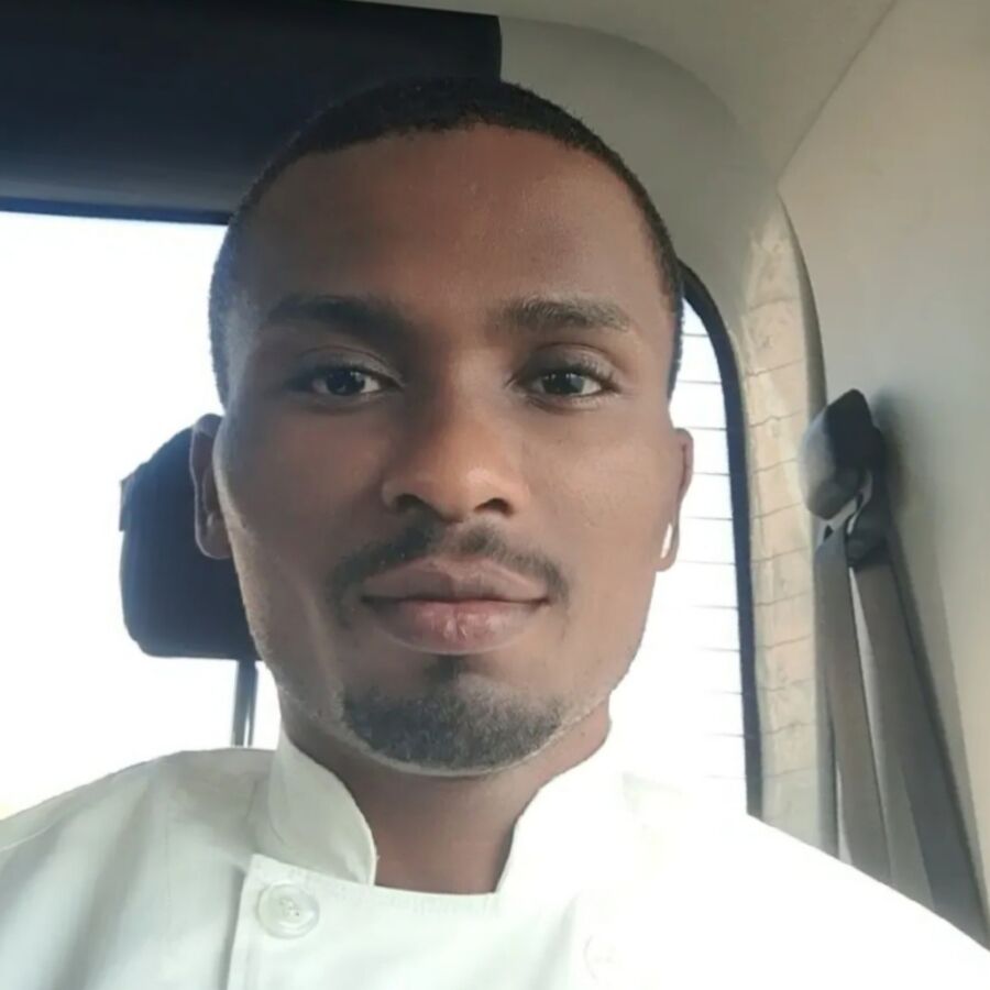 Ras Rumman, Job Seekers, I Am A Certified Professional Chef, Searching For A Role As Junior Sous Chef/Chef De Pa