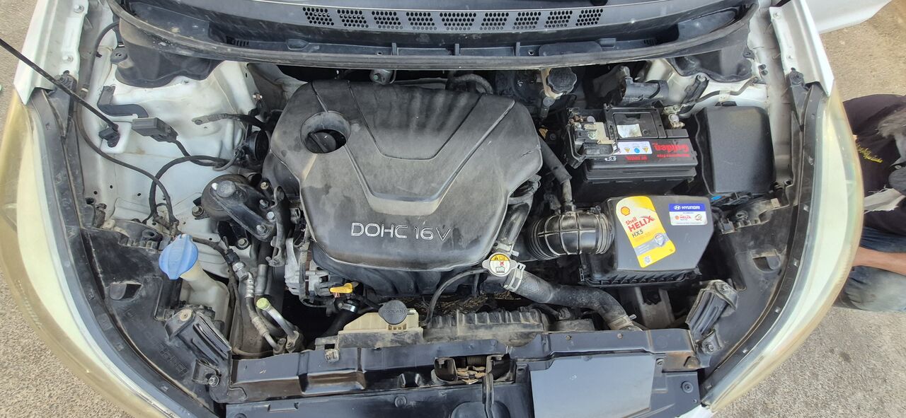 Buraidah, Vehicles, Cars & Trucks , SAR 27000,  Hyundai Elantra GL 1.6 Gasoline,  2015,  Automatic,  241000 KM,