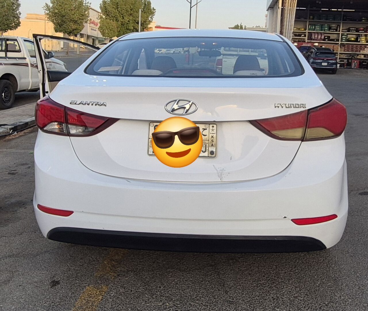 Buraidah, Vehicles, Cars & Trucks , SAR 27000,  Hyundai Elantra GL 1.6 Gasoline,  2015,  Automatic,  241000 KM,