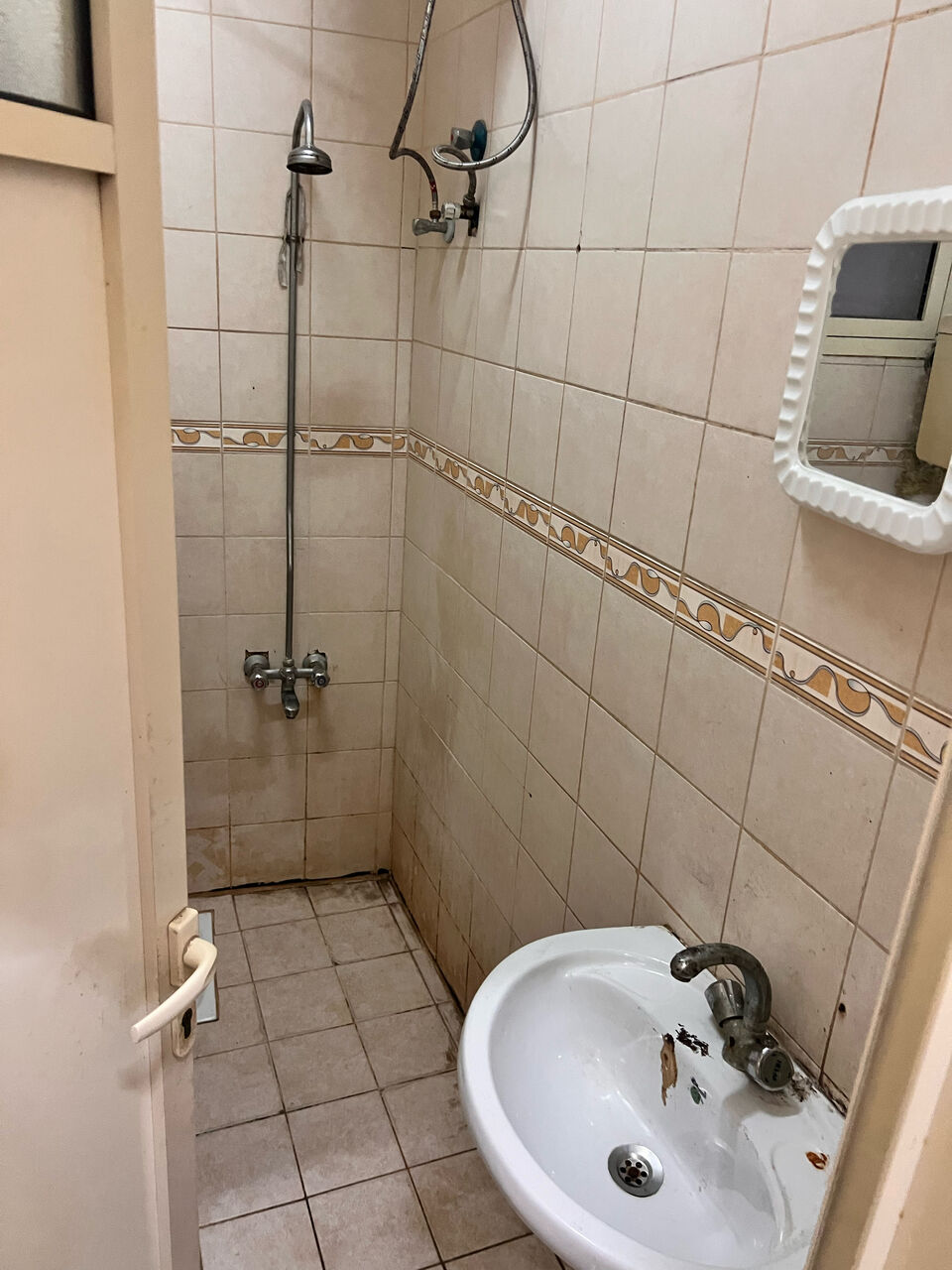 Dammam, Bedspace For Rent, SAR 250/month,  I Have One Bed Space For Job Holder, Person