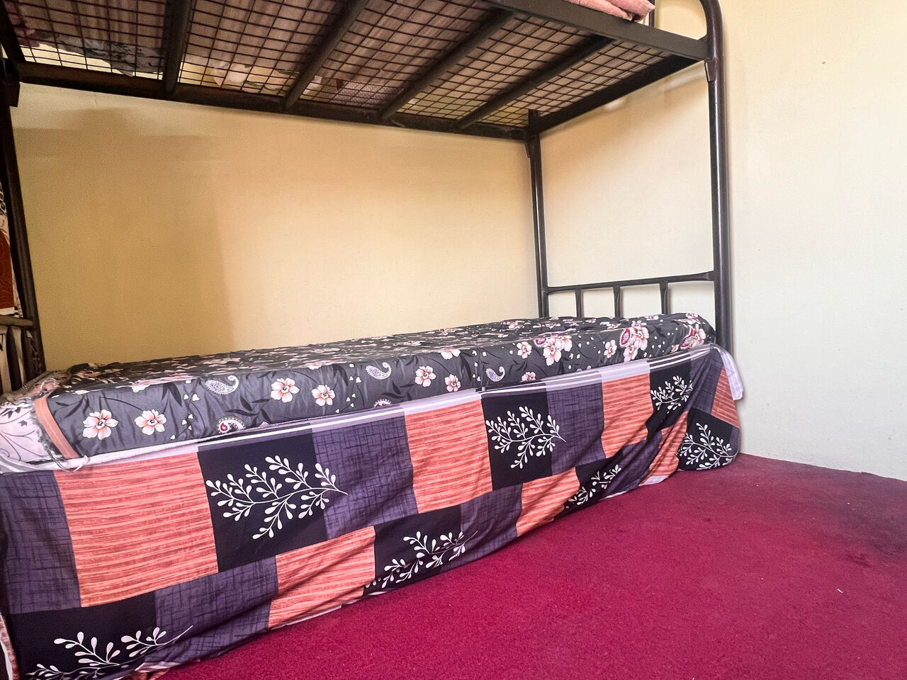 Dammam, Bedspace For Rent, SAR 250/month,  I Have One Bed Space For Job Holder, Person