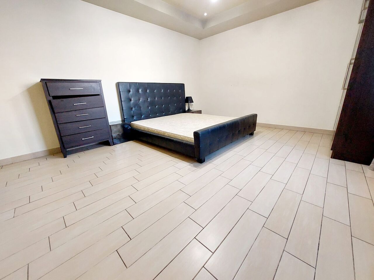 Adliya, Apartments, Flats, Houses & Villas, BHD 330/month,  Furnished,  2 BR,  FURNISHED TWO BEDROOM FLAT FOR RENT IN ADLIYA