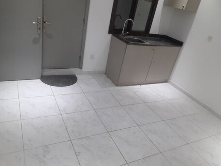 Manama, Apartments, Flats, Houses & Villas, BHD 130/month,  Studio,  70 Sq. Meter,  Studio Semi Furnished Flat With Ewa Available In Ummalhassam Call Aleena