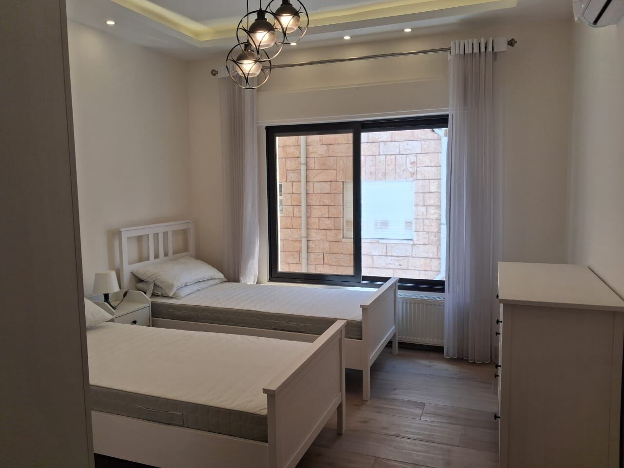 Amman, Apartments, Flats, Houses & Villas, JOD 14/year,  3 BR,  145 Sq. Meter,  Semi-Furnished Apartment For Rent In Jabal Al Lweibdeh