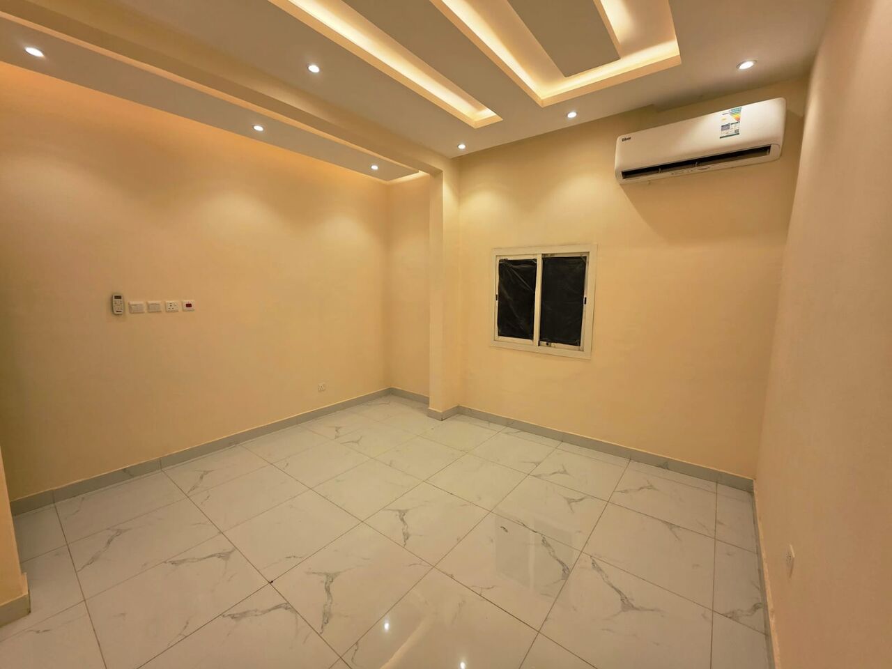 Al Malaz, Apartments, Flats, Houses & Villas, SAR 27000/year,  1 BR,  Apartment In Al Malaz (Officers) District, In A Very Prime Location