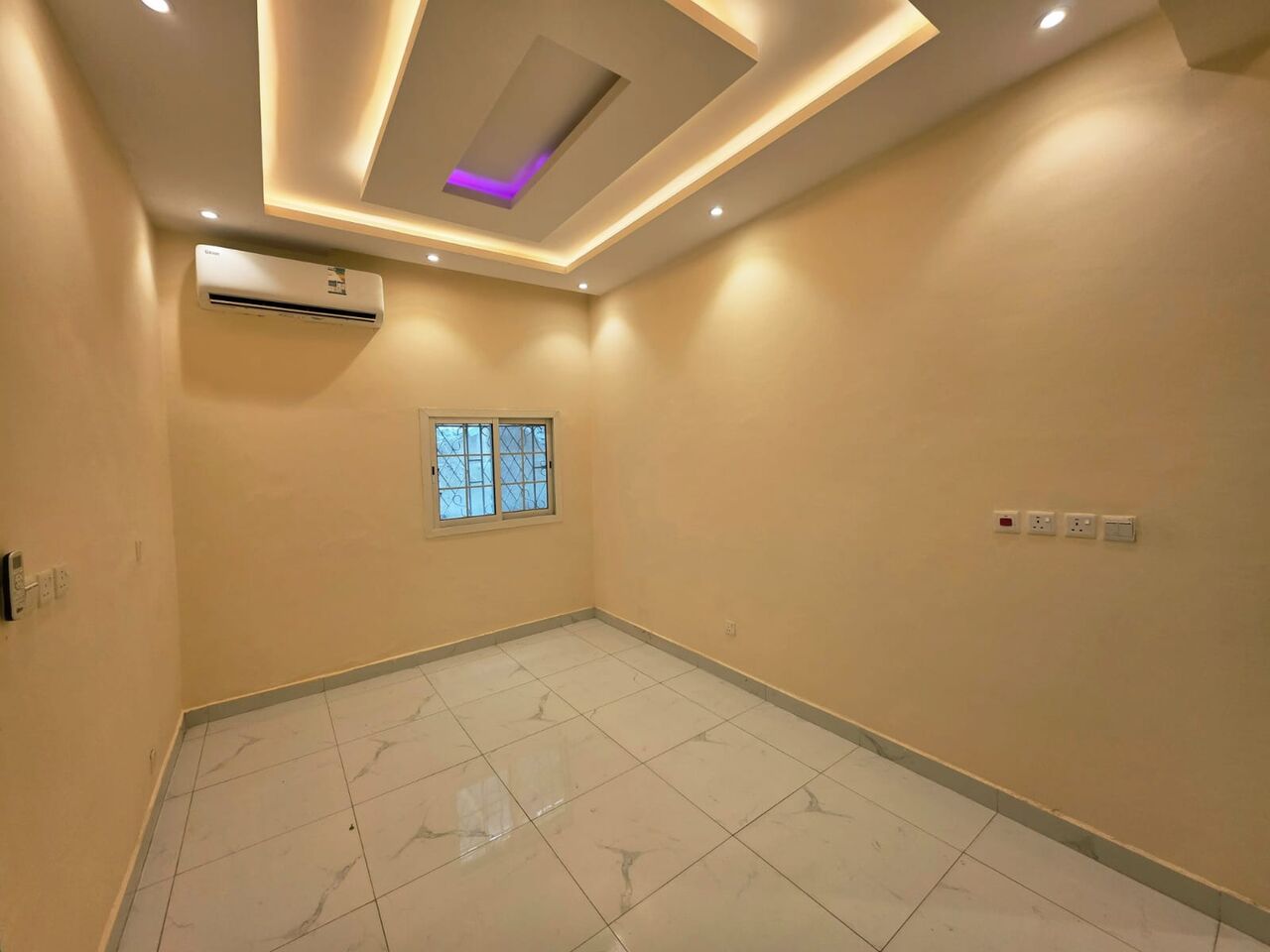 Al Malaz, Apartments, Flats, Houses & Villas, SAR 27000/year,  1 BR,  Apartment In Al Malaz (Officers) District, In A Very Prime Location