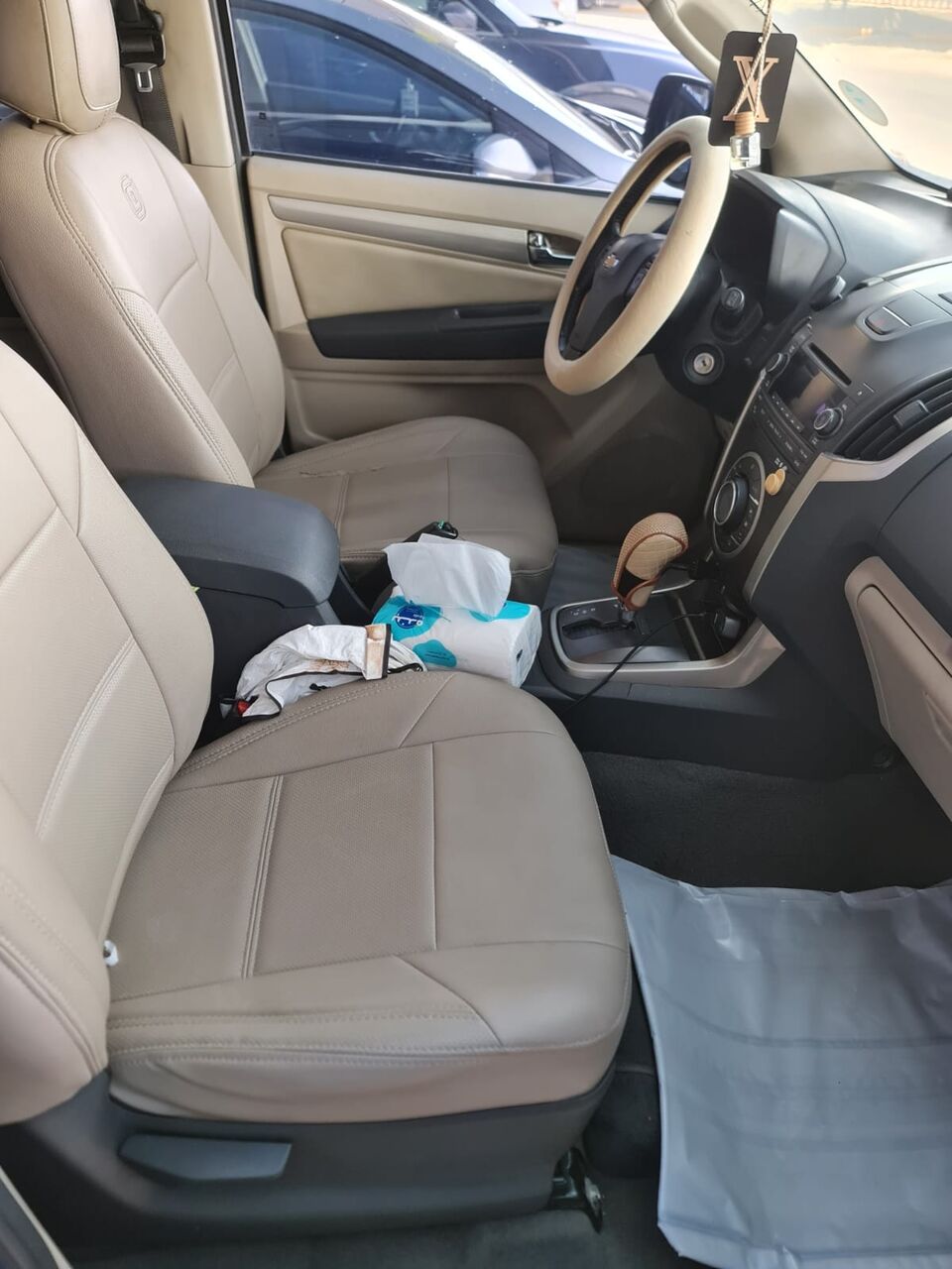 Jeddah, Vehicles, Cars & Trucks , SAR 30000,  Chevrolet Trailblazer,  2013,  Automatic,  400000 KM,    - SAR30,000 (Price Negotiable)