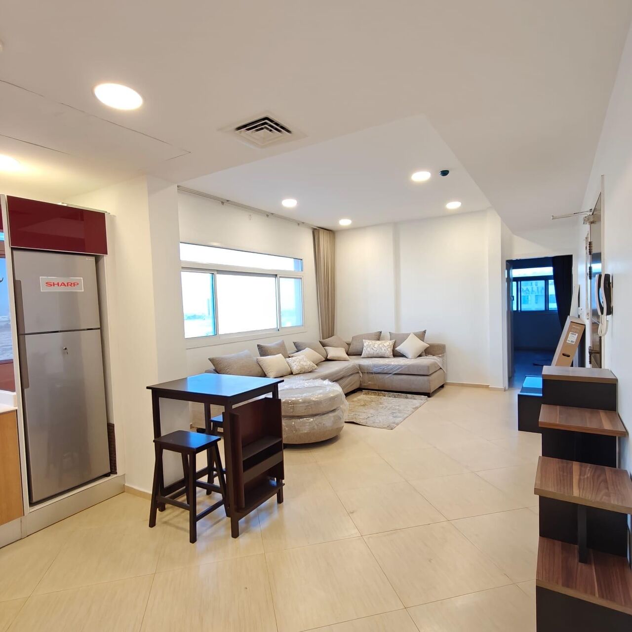 Janabiya, Apartments, Flats, Houses & Villas, BHD 250/month,  Furnished,  2 BR,  Apartment For Rent In Janabiyah