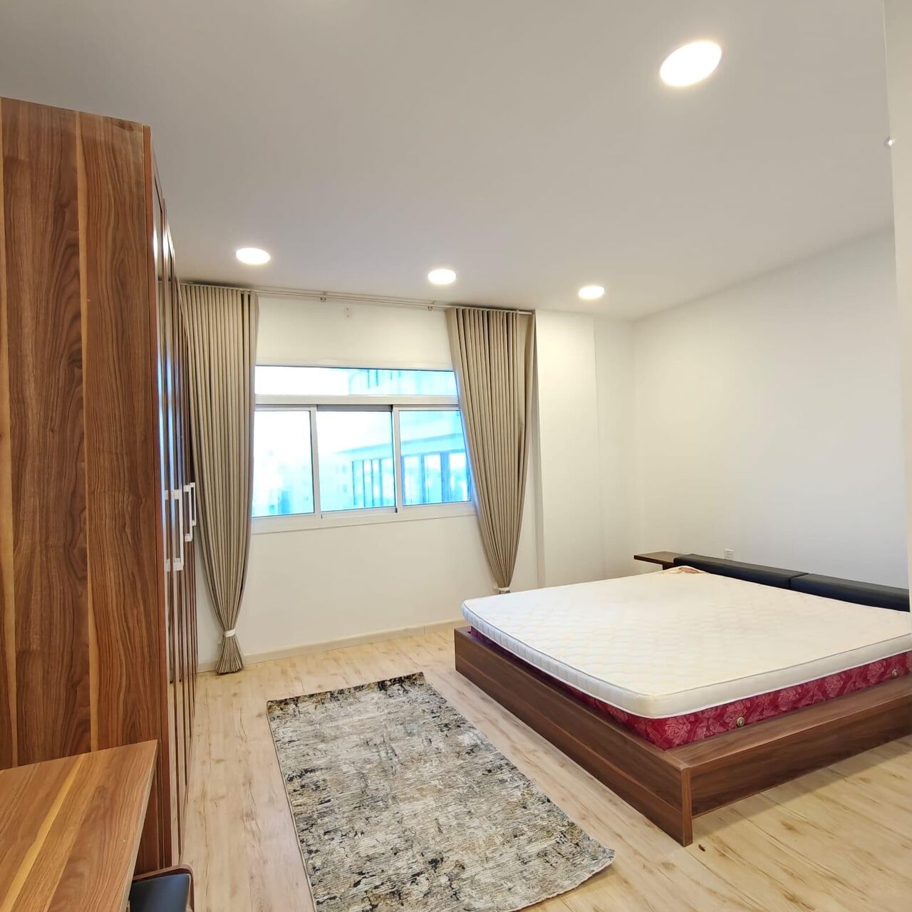 Janabiya, Apartments, Flats, Houses & Villas, BHD 250/month,  Furnished,  2 BR,  Apartment For Rent In Janabiyah