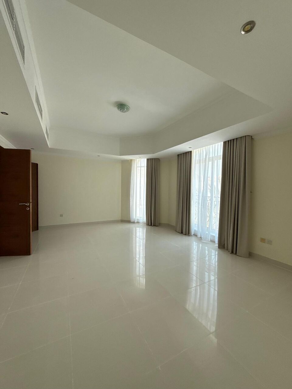 Janabiya, Villas, BHD 900,  Furnished,  Fully Renovated 3-Bedroom Villa For Rent In Janabiyah