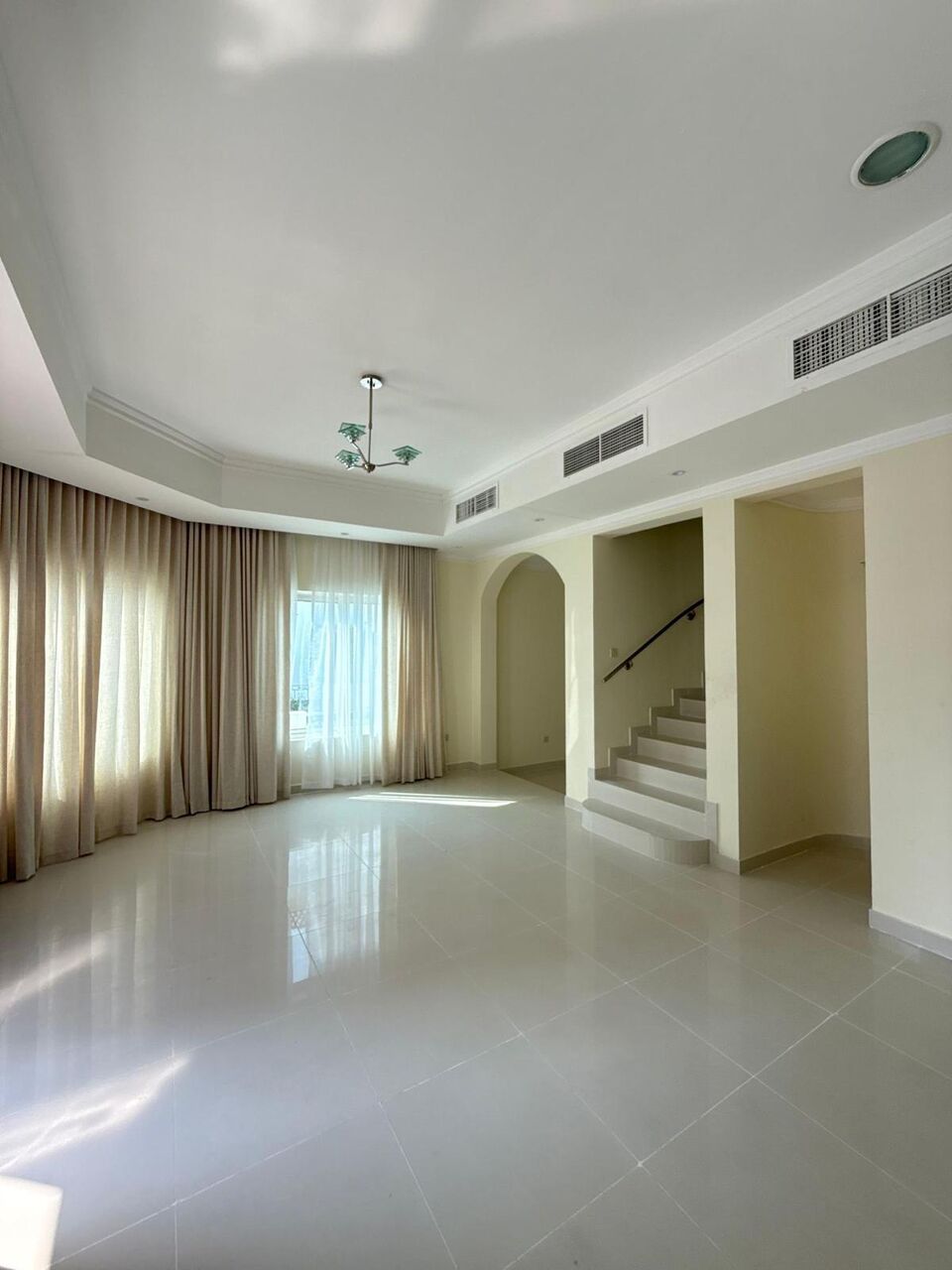 Janabiya, Villas, BHD 900,  Furnished,  Fully Renovated 3-Bedroom Villa For Rent In Janabiyah