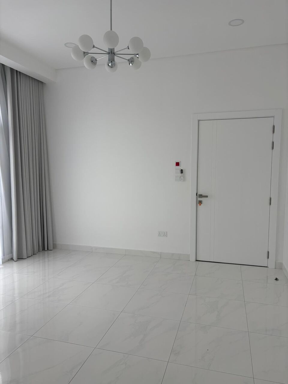 Janabiya, Apartments, Flats, Houses & Villas, BHD 350/month,  2 BR,  Modern Semi-Furnished Apartment For Rent In Janabiyah