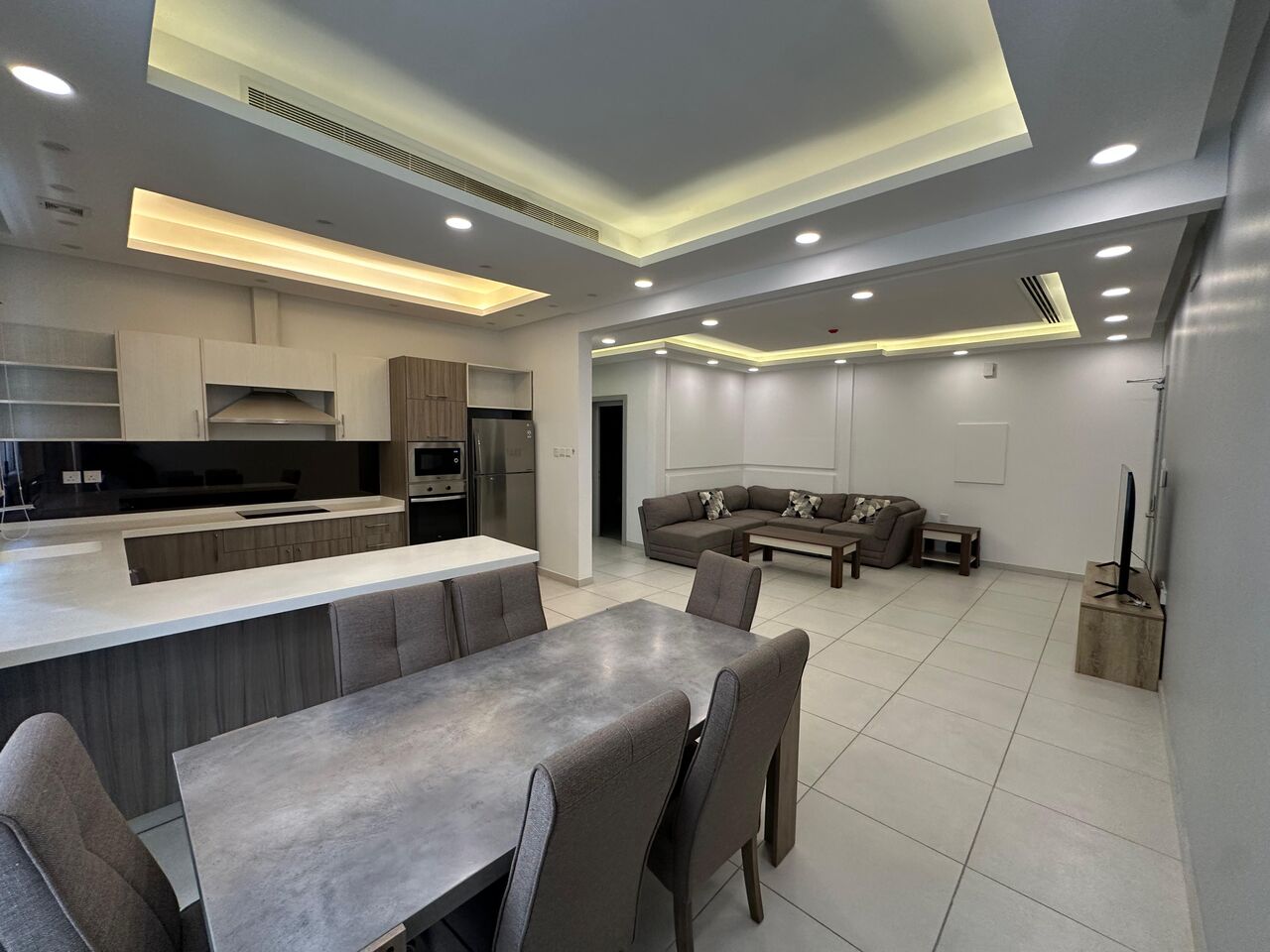 Saar, Apartments, Flats, Houses & Villas, BHD 320/month,  Furnished,  2 BR,  Apartment For Rent In Saar