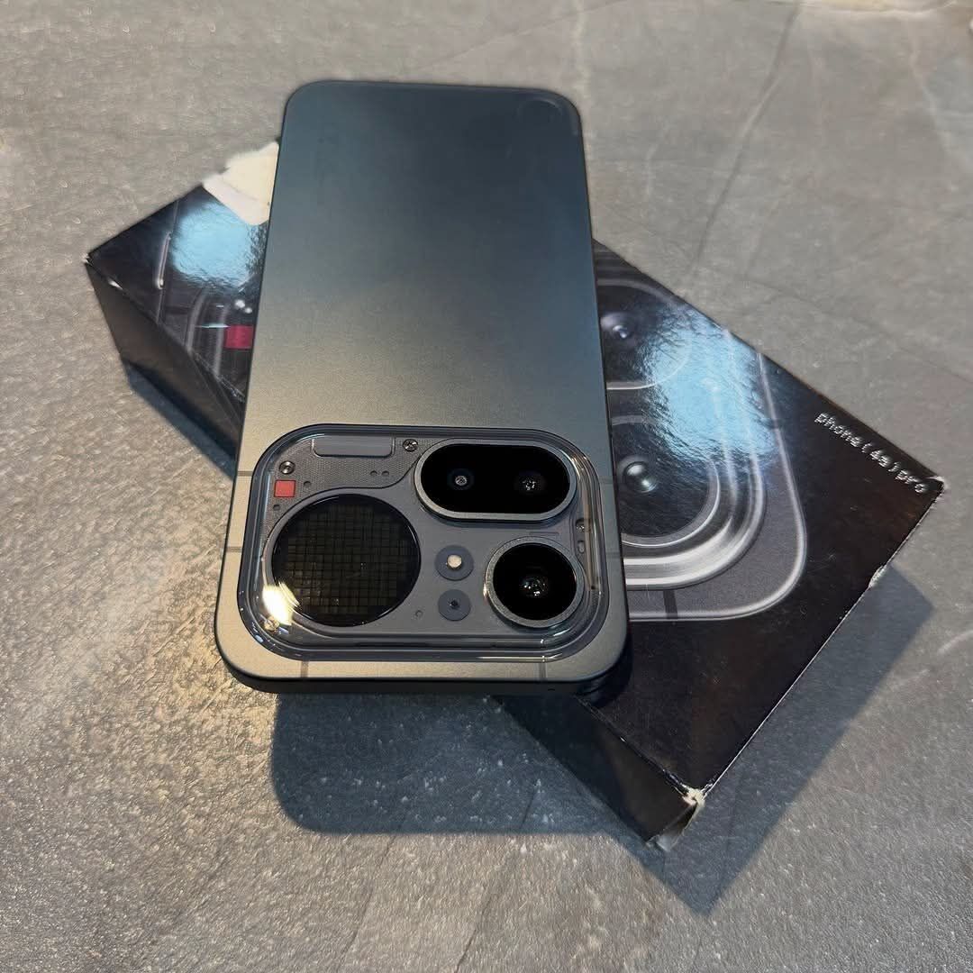 Riyadh, Mobile Phones, SAR 2000,  Nothing 4A Pro - Dark Grey - 12 GB RAM - 256 GB Storage