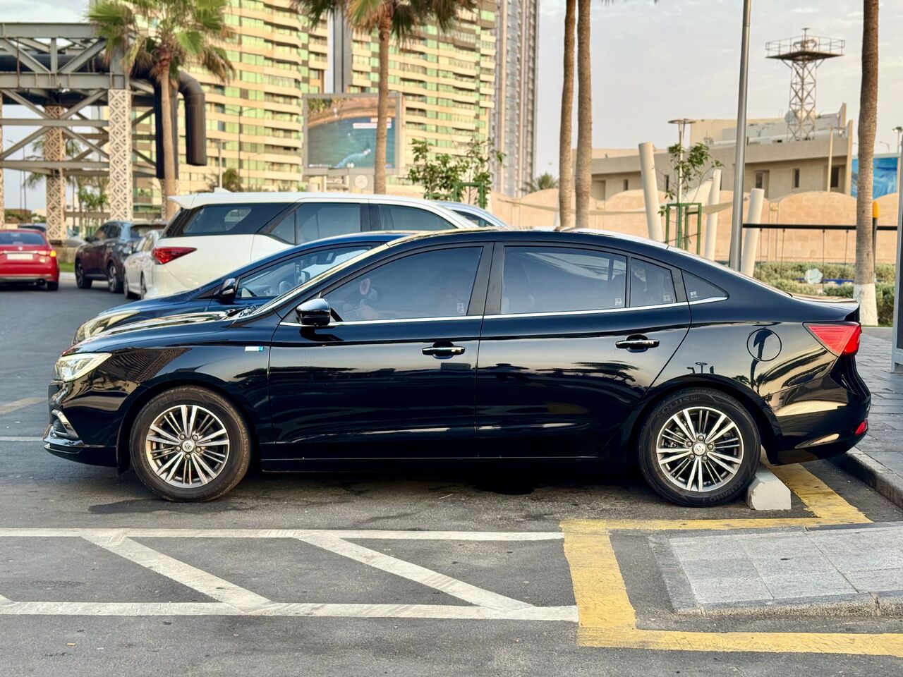 Jeddah, Vehicles, Cars & Trucks , SAR 37000,  MG 5,  2023,  Automatic,  61000 KM,  MG5 Luxury  Full Option With Sunroof