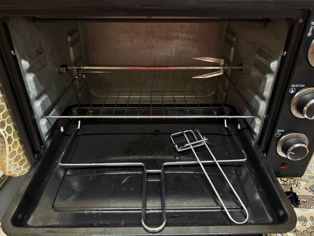 Riyadh, Appliances, SAR 180,  ATC Oven  45litres OTG Oven