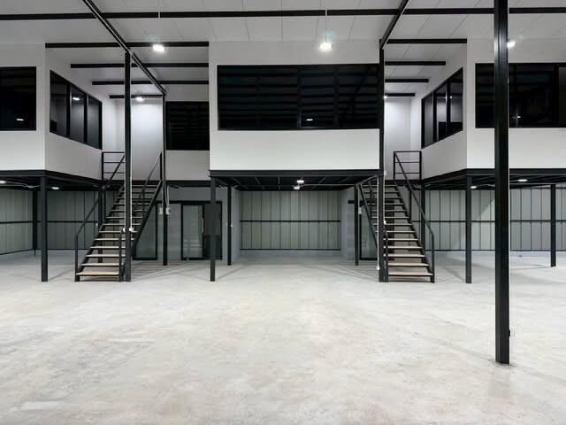 Bangkok, Villas, THB 42000,  1 Sq. Feet,  Warehouse For Rent, 125 Sq M. With Office, Soi Lat Phrao 130, Near MRT Lat Phrao 101.