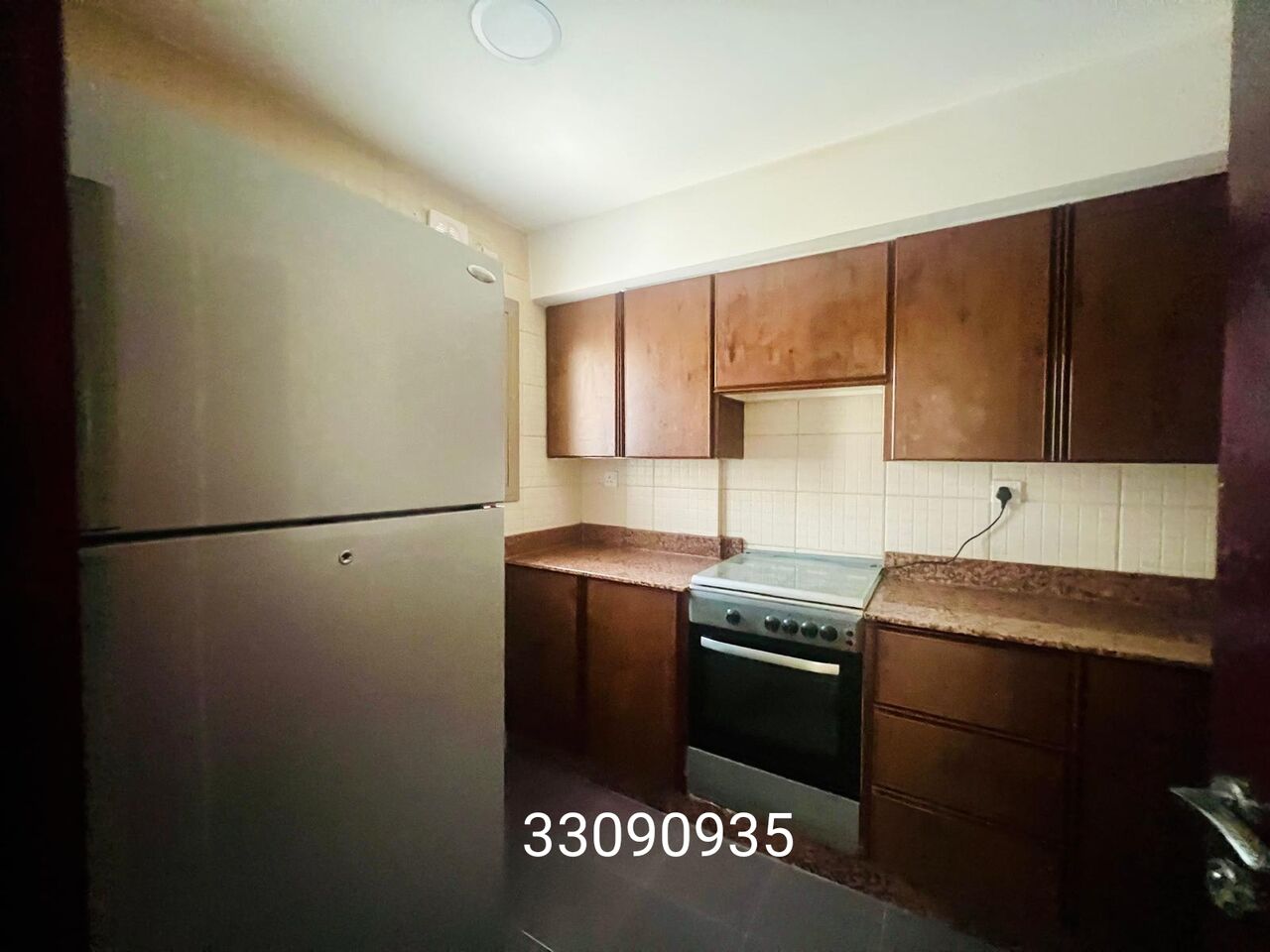 Manama, Apartments, Flats, Houses & Villas, BHD 210/month,  2 BR,  2bhk Semi |closed Kitchen|Parking