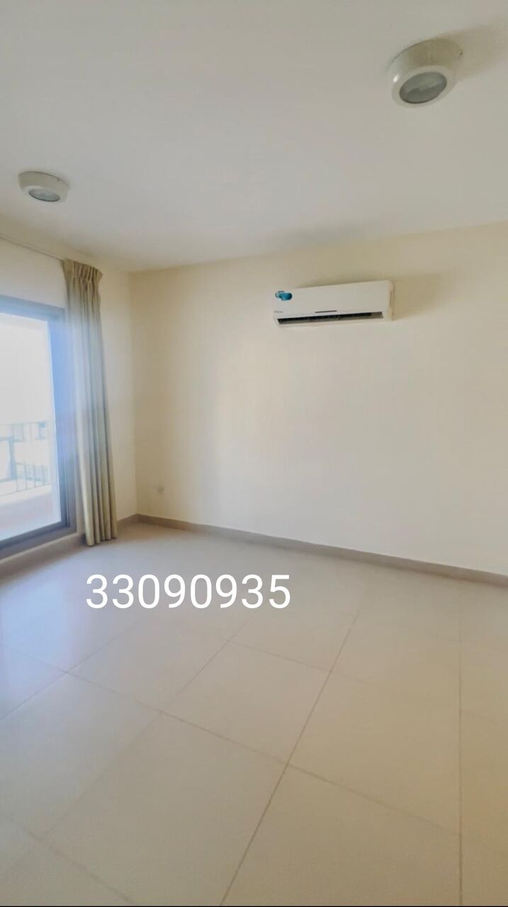 Manama, Apartments, Flats, Houses & Villas, BHD 210/month,  2 BR,  2bhk Semi |closed Kitchen|Parking