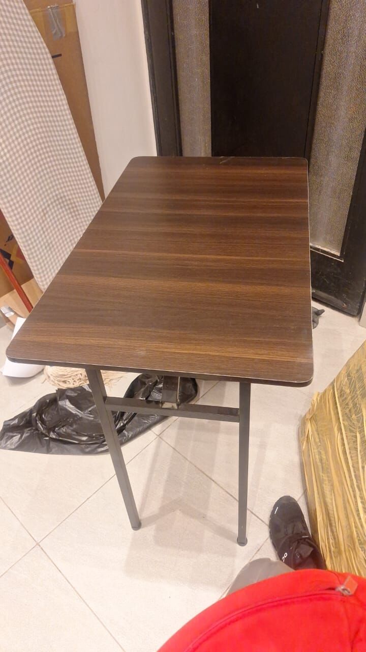 Al Jaradiyah, Furniture, SAR 100,  TABLE CHAIR MIRROR