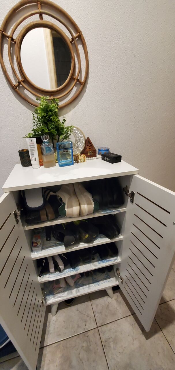 Al Wizarat, Furniture, SAR 100,  Shoe Rack Like New