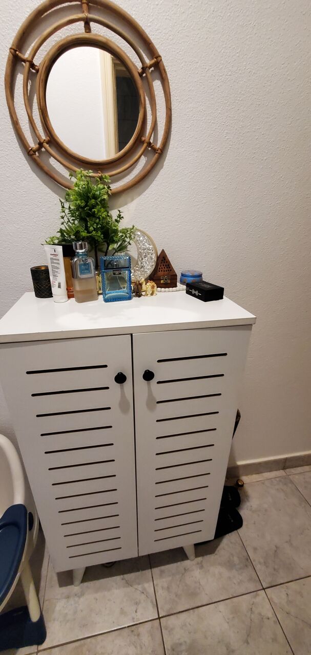 Al Wizarat, Furniture, SAR 100,  Shoe Rack Like New
