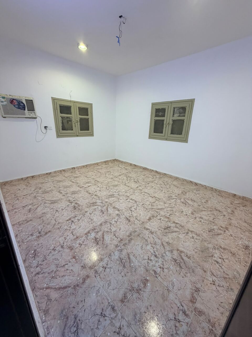Al Malaz, Apartments, Flats, Houses & Villas, SAR 1500/month,  5 BR,  Rooms Available For Rent In Malaz