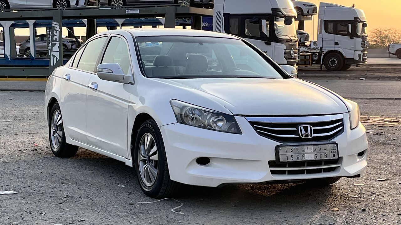 Jeddah, Vehicles, Cars & Trucks , SAR 20000,  Honda Accord,  2011,  Automatic,  398000 KM,    Clean And Ready