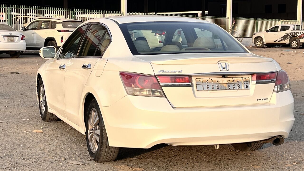 Jeddah, Vehicles, Cars & Trucks , SAR 20000,  Honda Accord,  2011,  Automatic,  398000 KM,    Clean And Ready