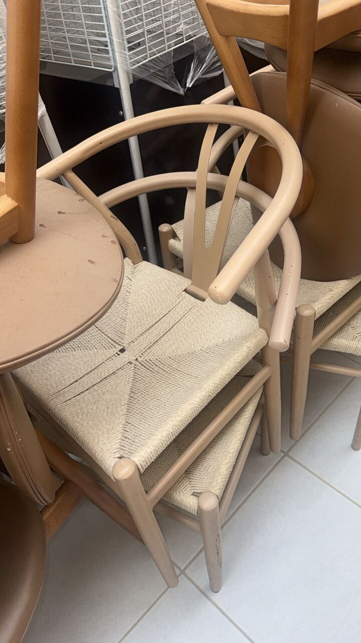Dammam, Furniture, SAR 30,  FURNITURE FOR SALE 30 SAR Each.....
