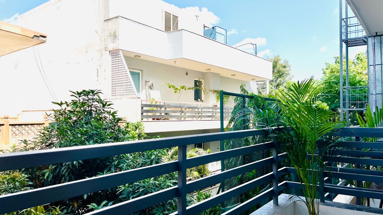 Gurgaon, Apartments, Flats, Houses & Villas, INR 4000/day,  Furnished,  Studio,  375 Sq. Feet,  Studio Apartment Dlf Cyber City