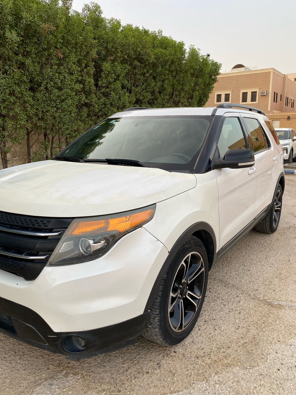 Riyadh, Vehicles, Cars & Trucks , SAR 31000,  Ford Explorer Sport,  2015,  Automatic,  136000 KM,