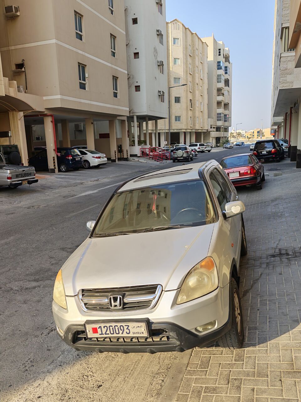 Manama, Vehicles, Cars & Trucks , BHD 690,  Honda Crv 2002,  2002,  Automatic,  100 KM,  Urgent Sell