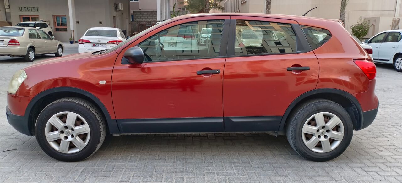 Manama, Vehicles, Cars & Trucks , BHD 900,  Nissan Qashqai,  2008,  Automatic,  191500 KM,  Excellent Running Condition, Neat And Clean Car, Expat Family Used, Urgent Sale !