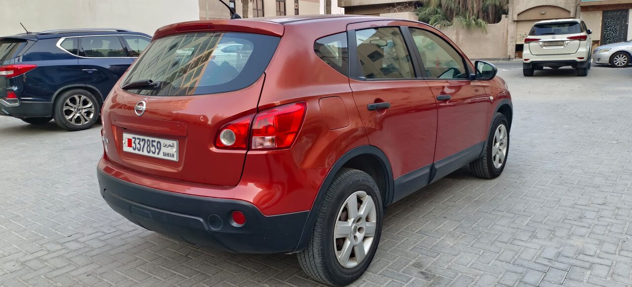 Manama, Vehicles, Cars & Trucks , BHD 900,  Nissan Qashqai,  2008,  Automatic,  191500 KM,  Excellent Running Condition, Neat And Clean Car, Expat Family Used, Urgent Sale !