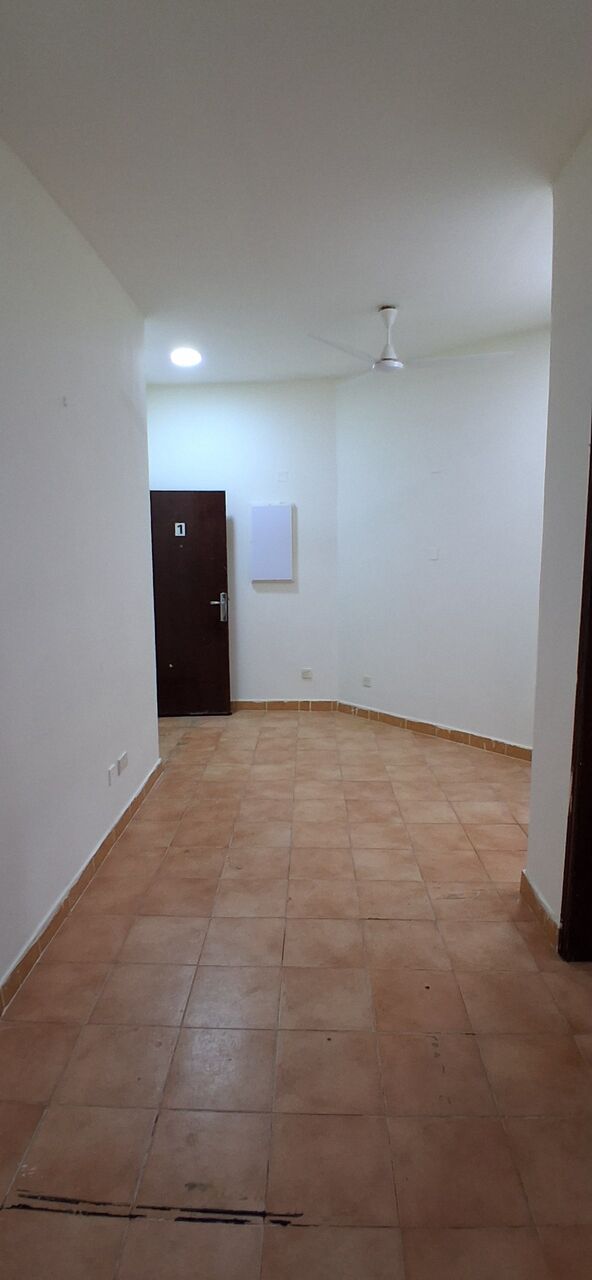 Gudaibiya, Real Estate For Sale, BHD 160,  6 BR,  Falt For Rent In Gudaibiya Near Al Manai Estuo