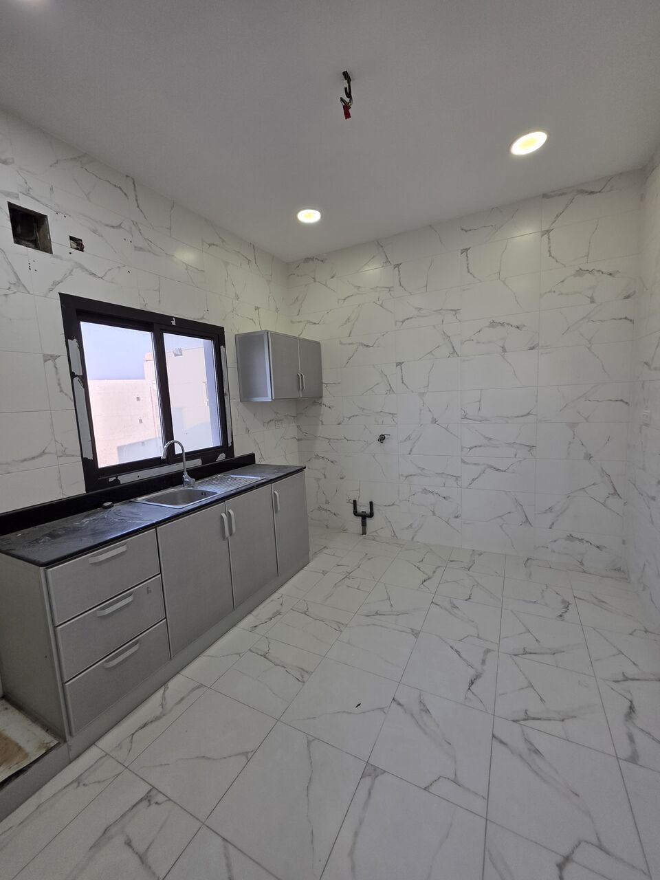 Galali, Apartments, Flats, Houses & Villas, BHD 220,  2 BR,  Flat With Ewa For Rent In Galali